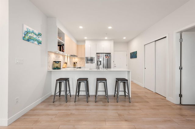 227 - 1792 Starling Drive