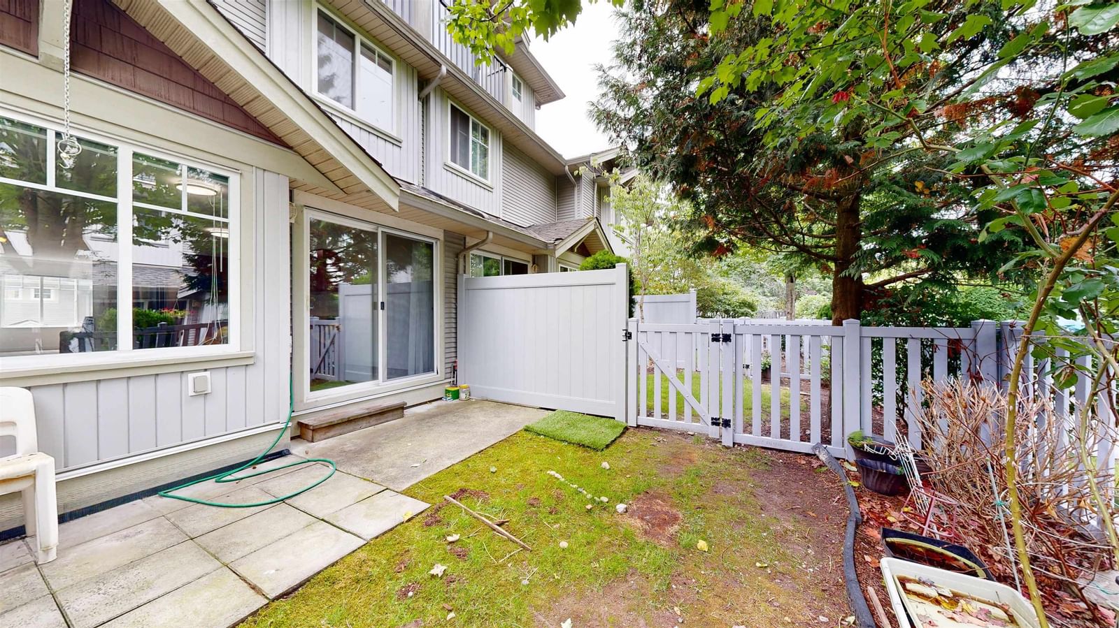 Listing Image 16