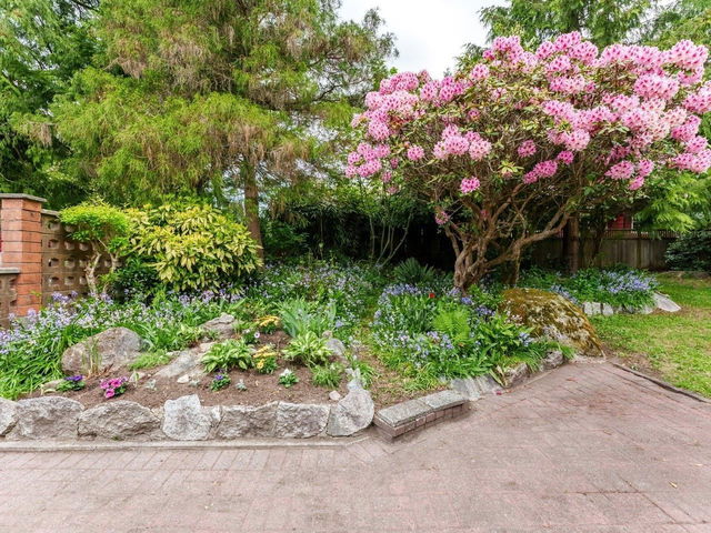 2602 Sechelt Drive