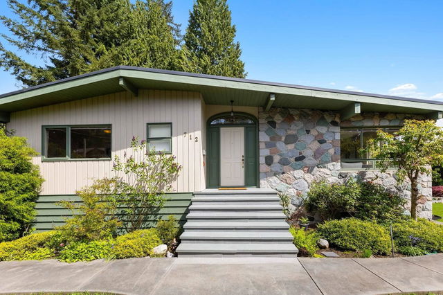 712 Fairway Drive