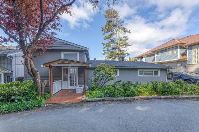 718 Tsawwassen Beach Road
