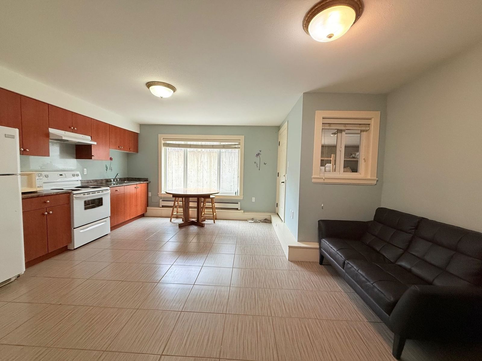 Listing Image 25