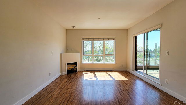 311 - 7655 Edmonds Street