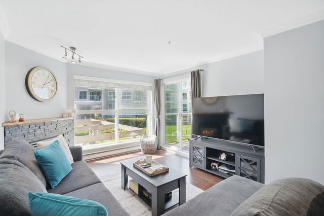 223 - 5880 Dover Crescent