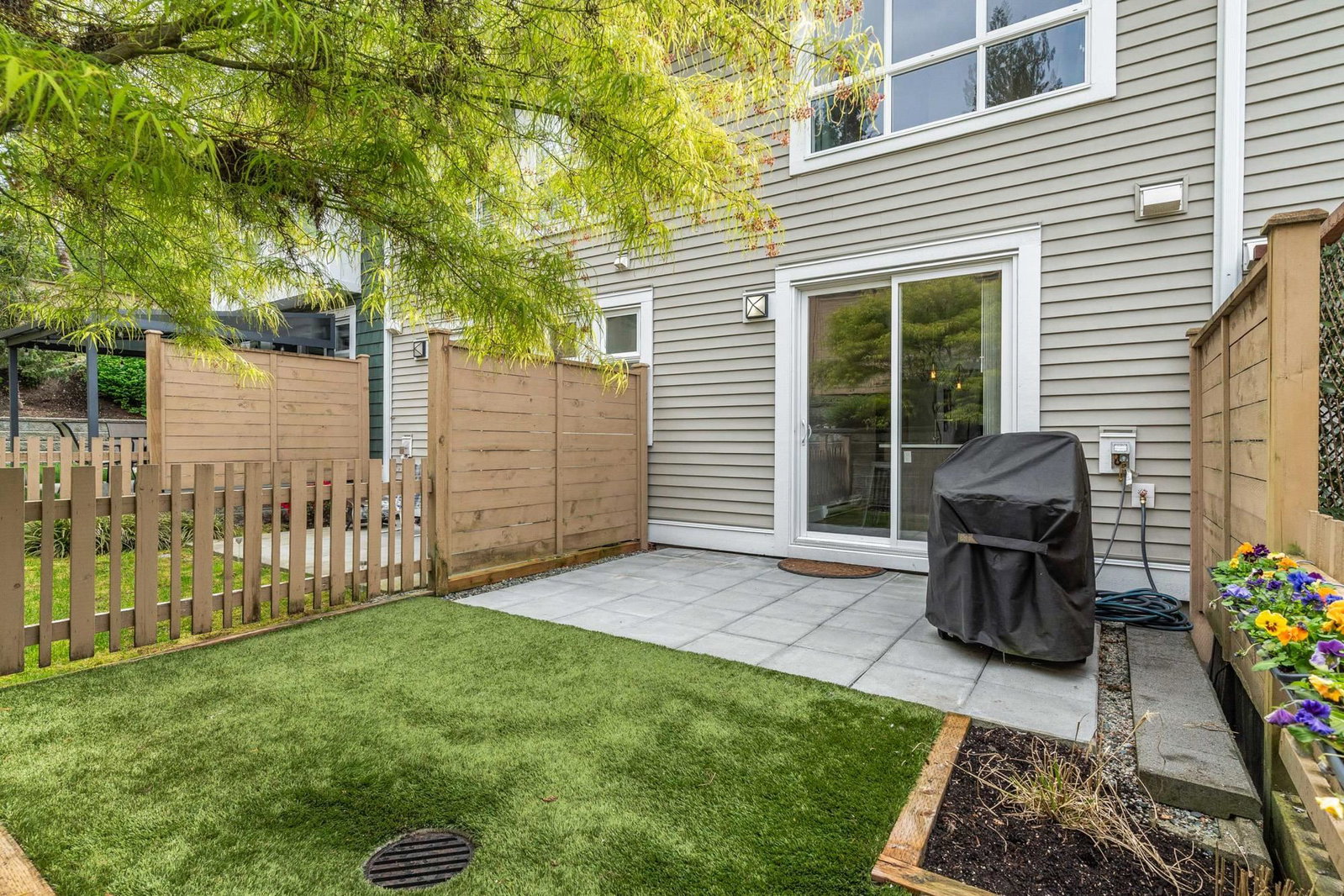 Listing Image 23