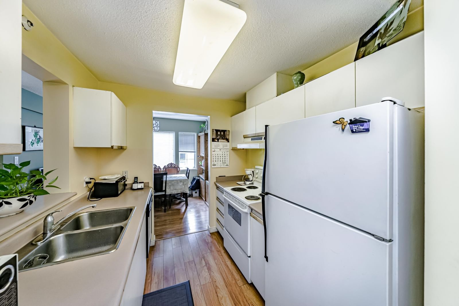 Listing Image 14