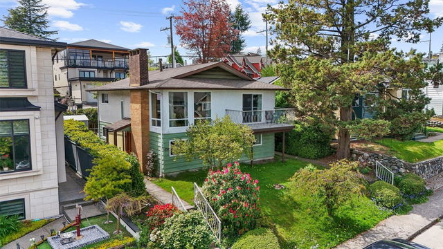 838 Burnaby Street