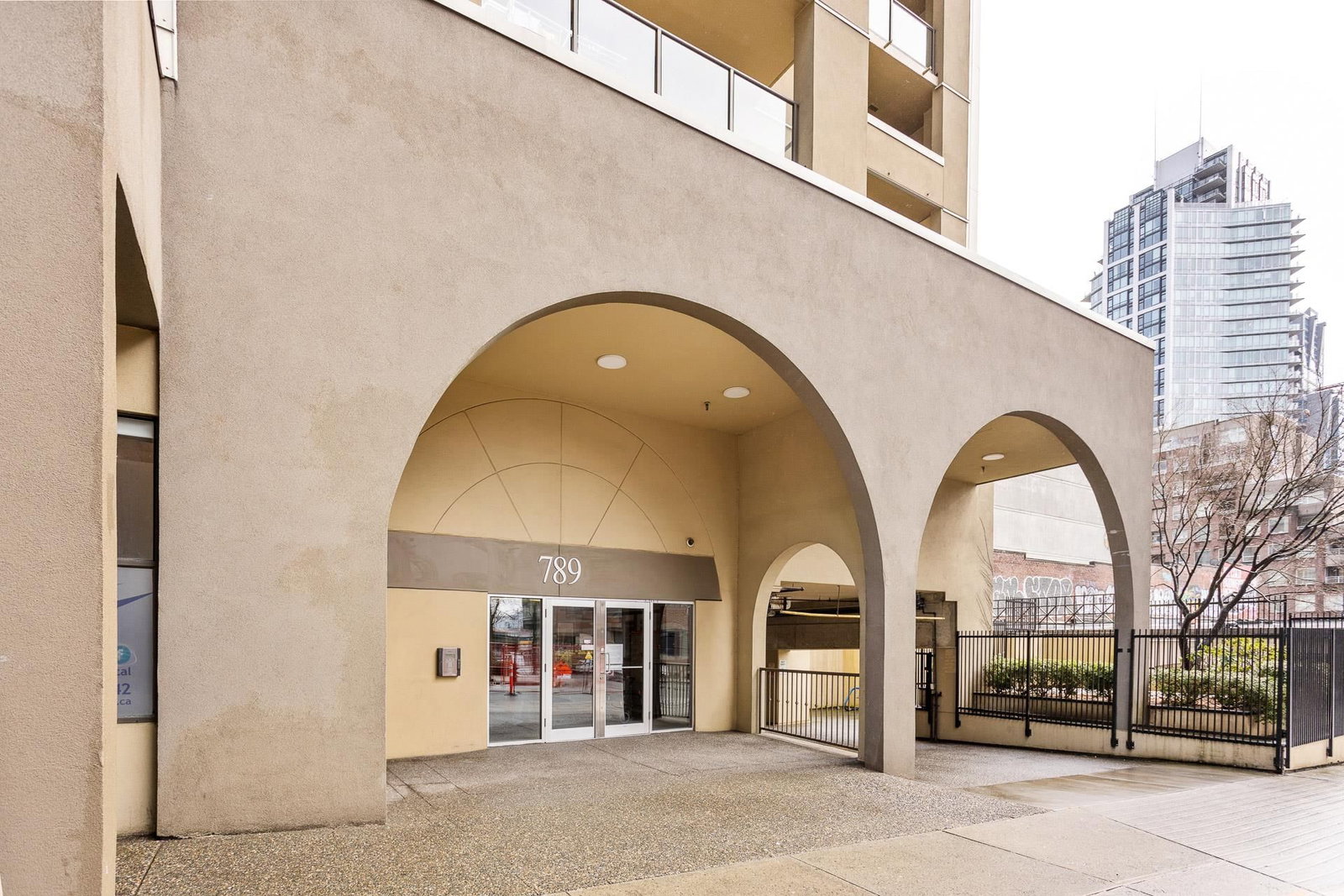 Listing Image 23