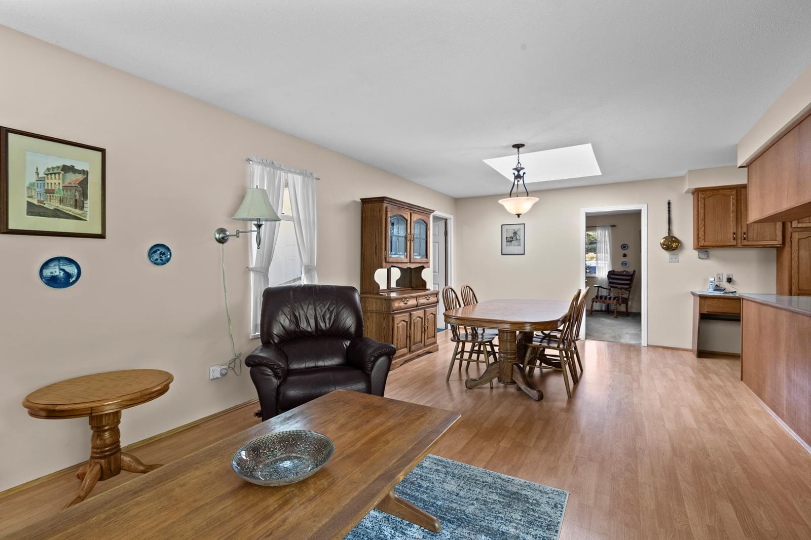 Listing Image 17