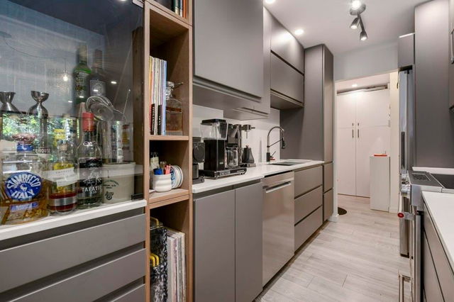 106 - 225 3rd Street