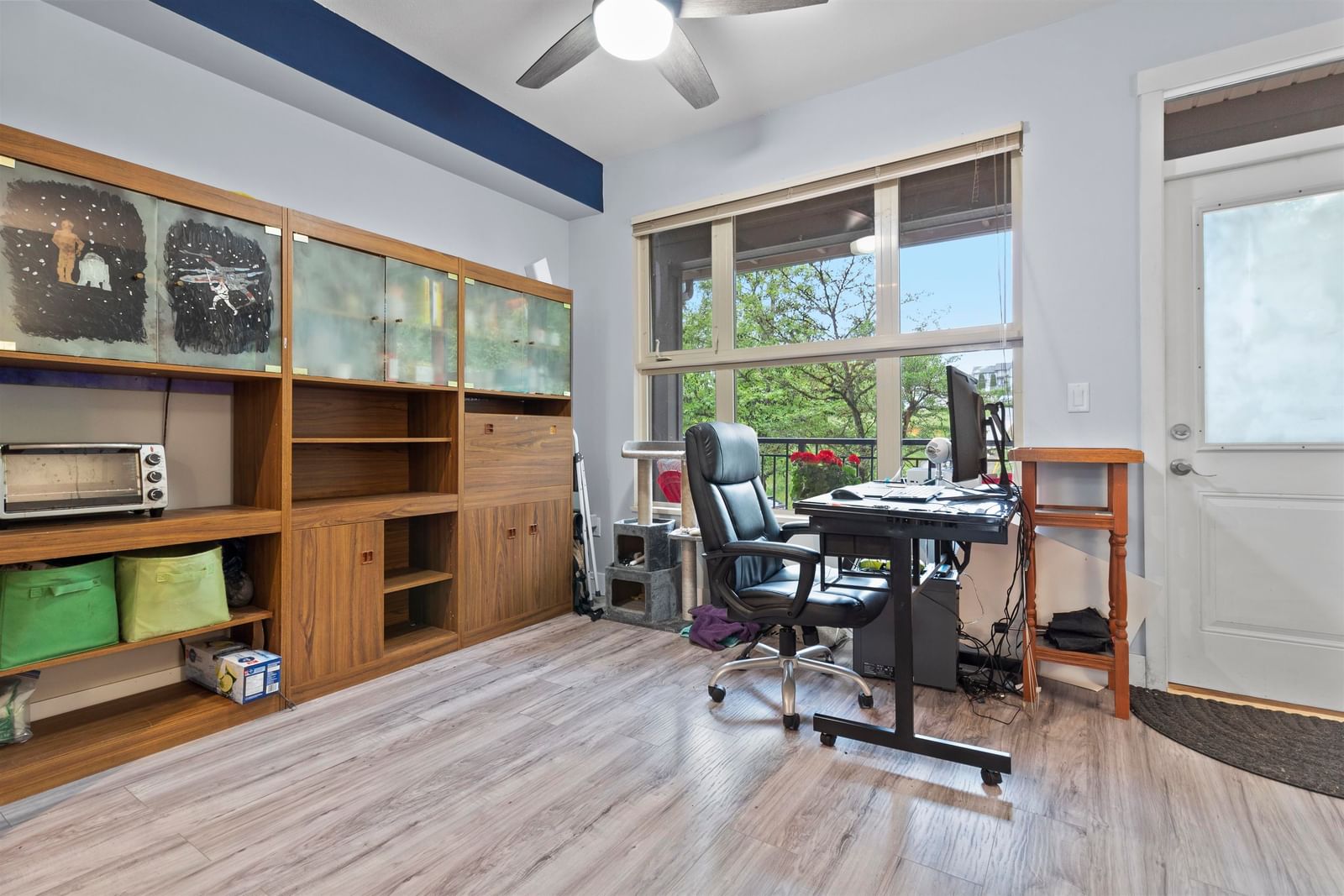 Listing Image 21