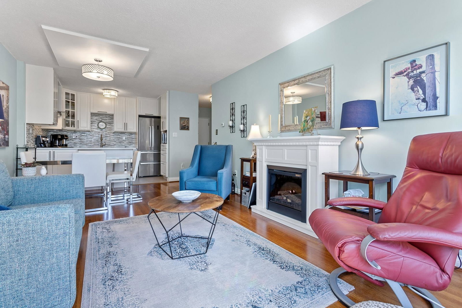Listing Image 10