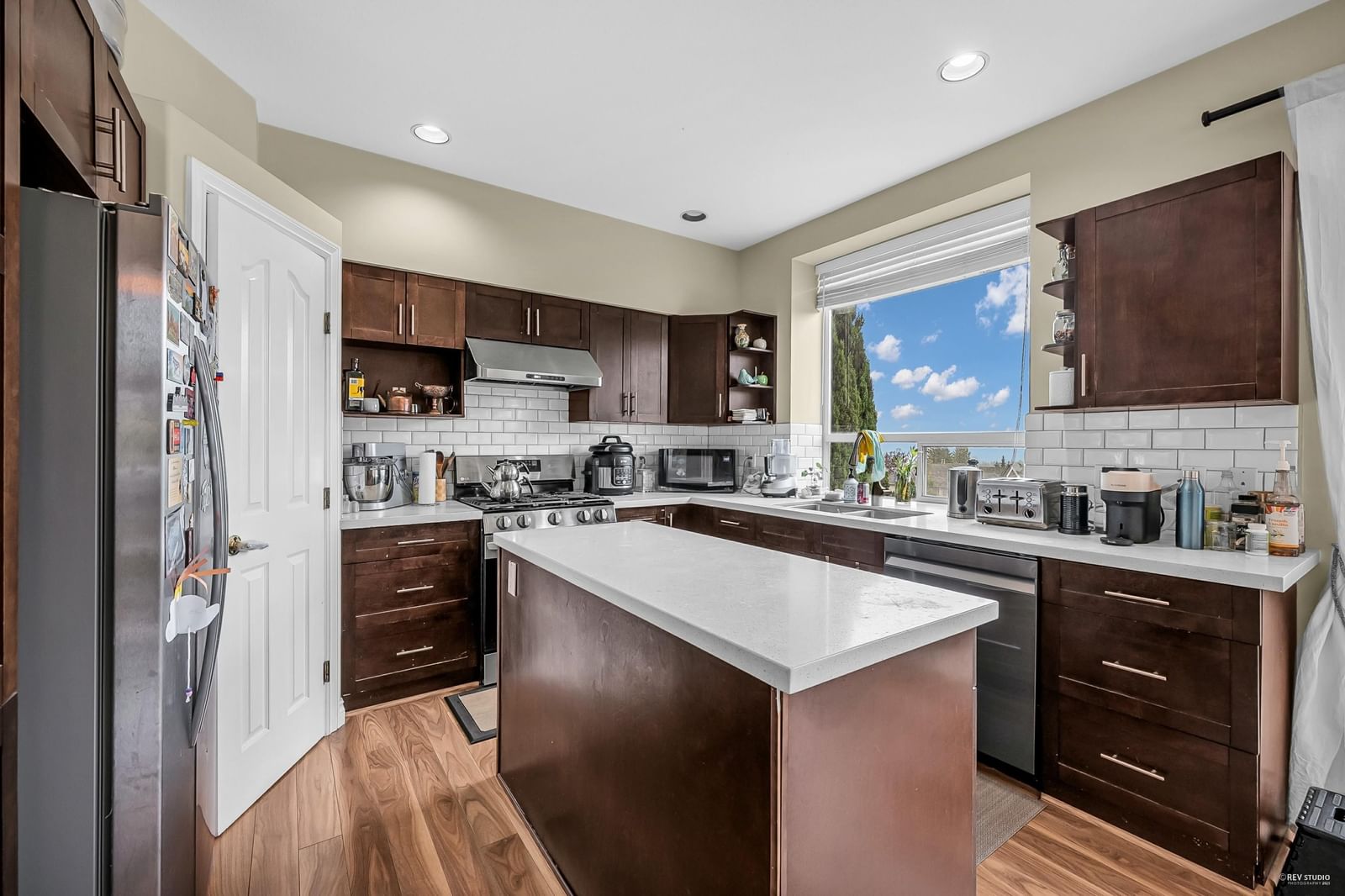 Listing Image 13