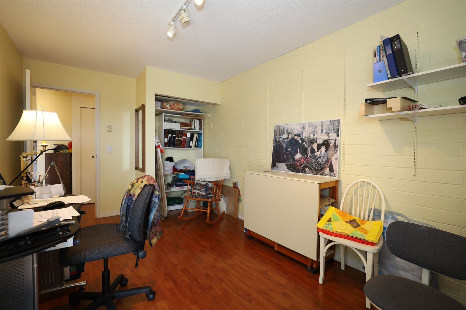 Listing Image 22