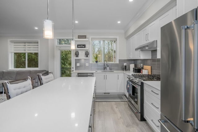 86 - 15665 Mountain View Drive