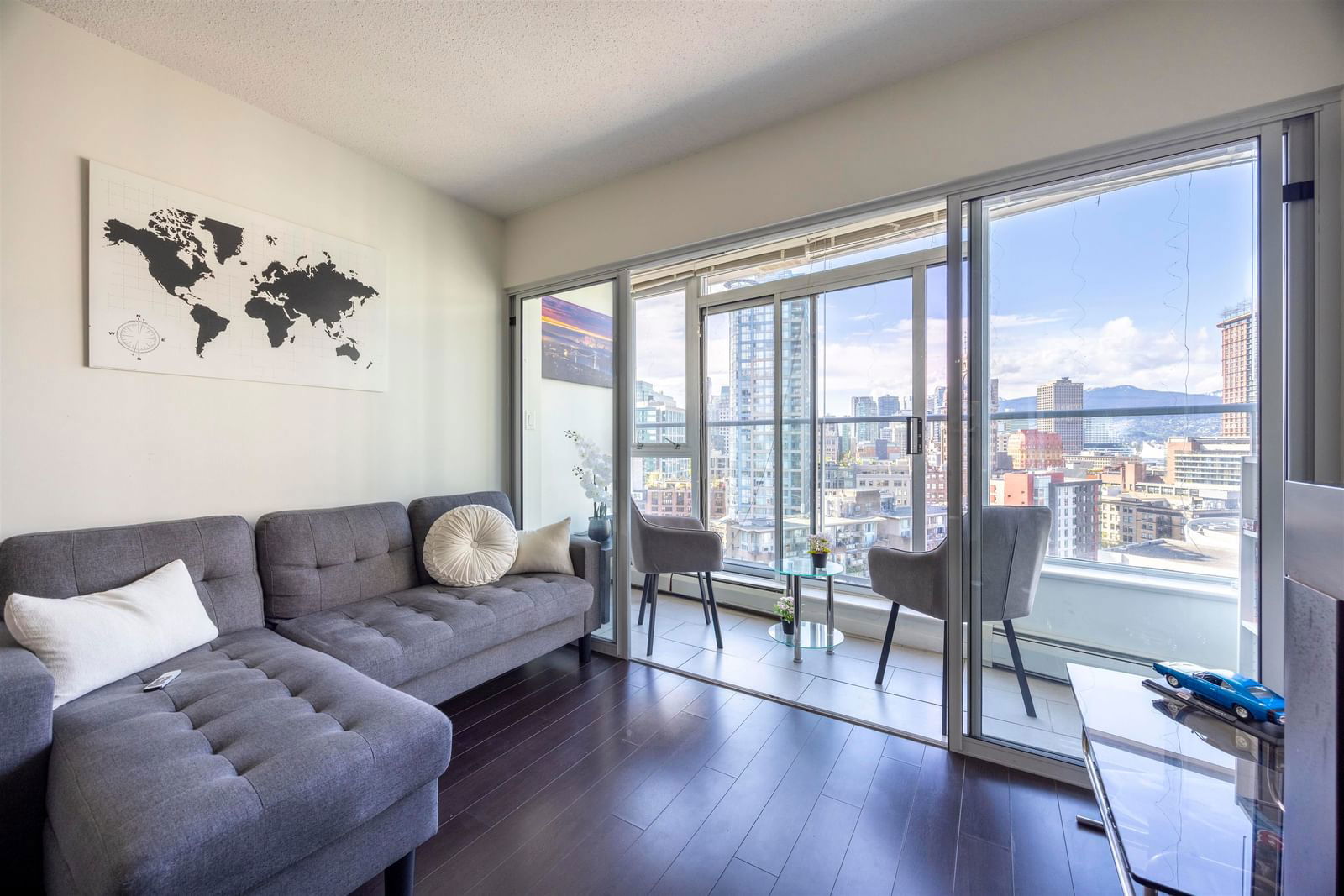 Image of home for listing MLS® R2998215
