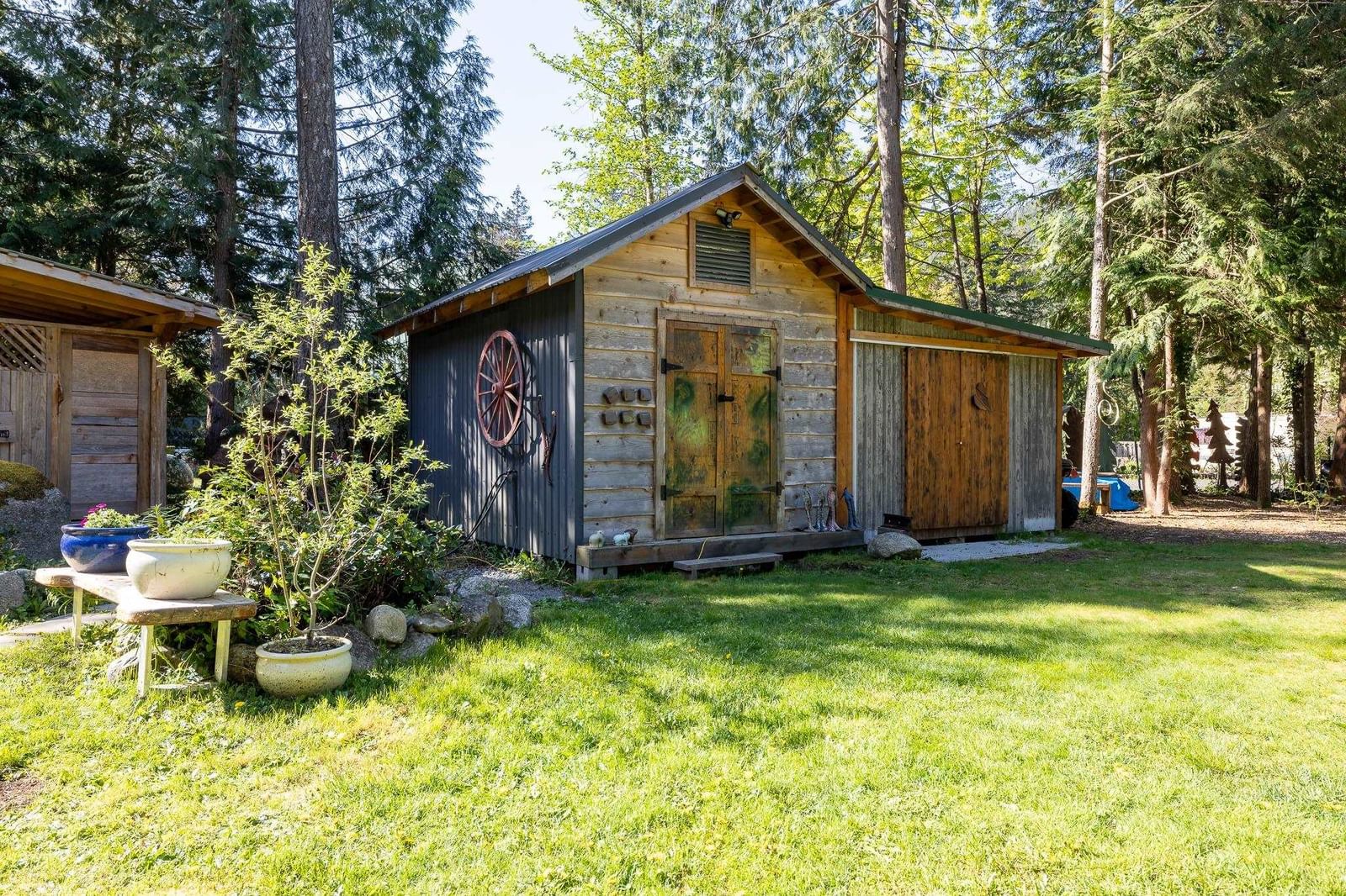 Listing Image 19