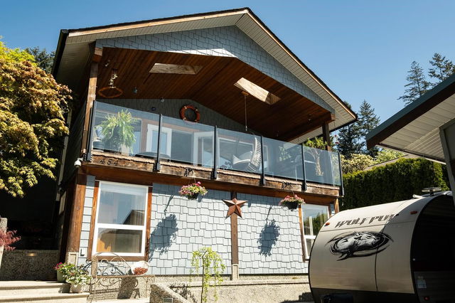 454 Central Avenue