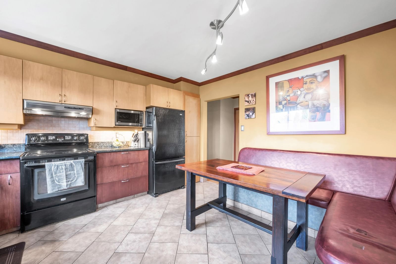 Listing Image 16