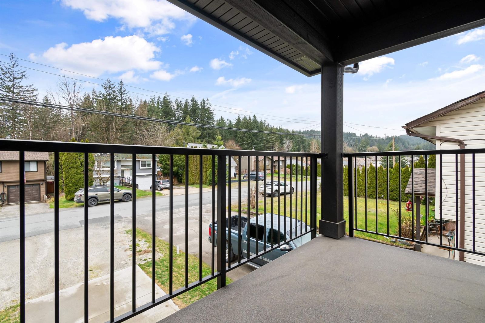 Listing Image 16