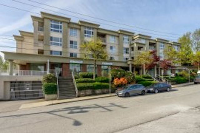 406 - 22230 North Avenue