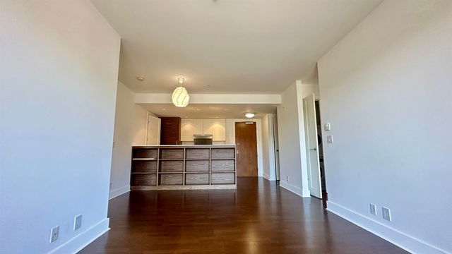 209 - 2128 40th Avenue