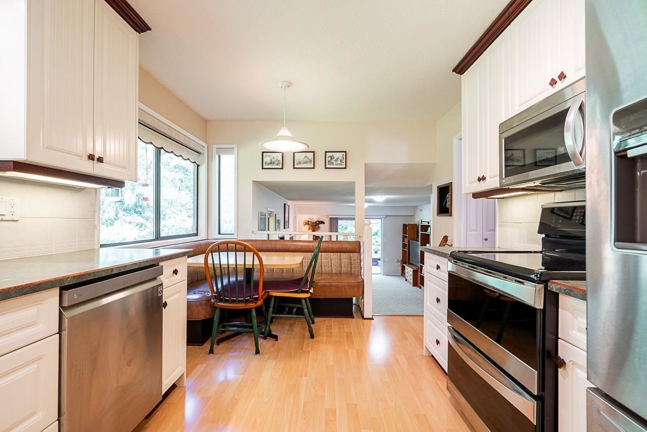 Listing Image 11