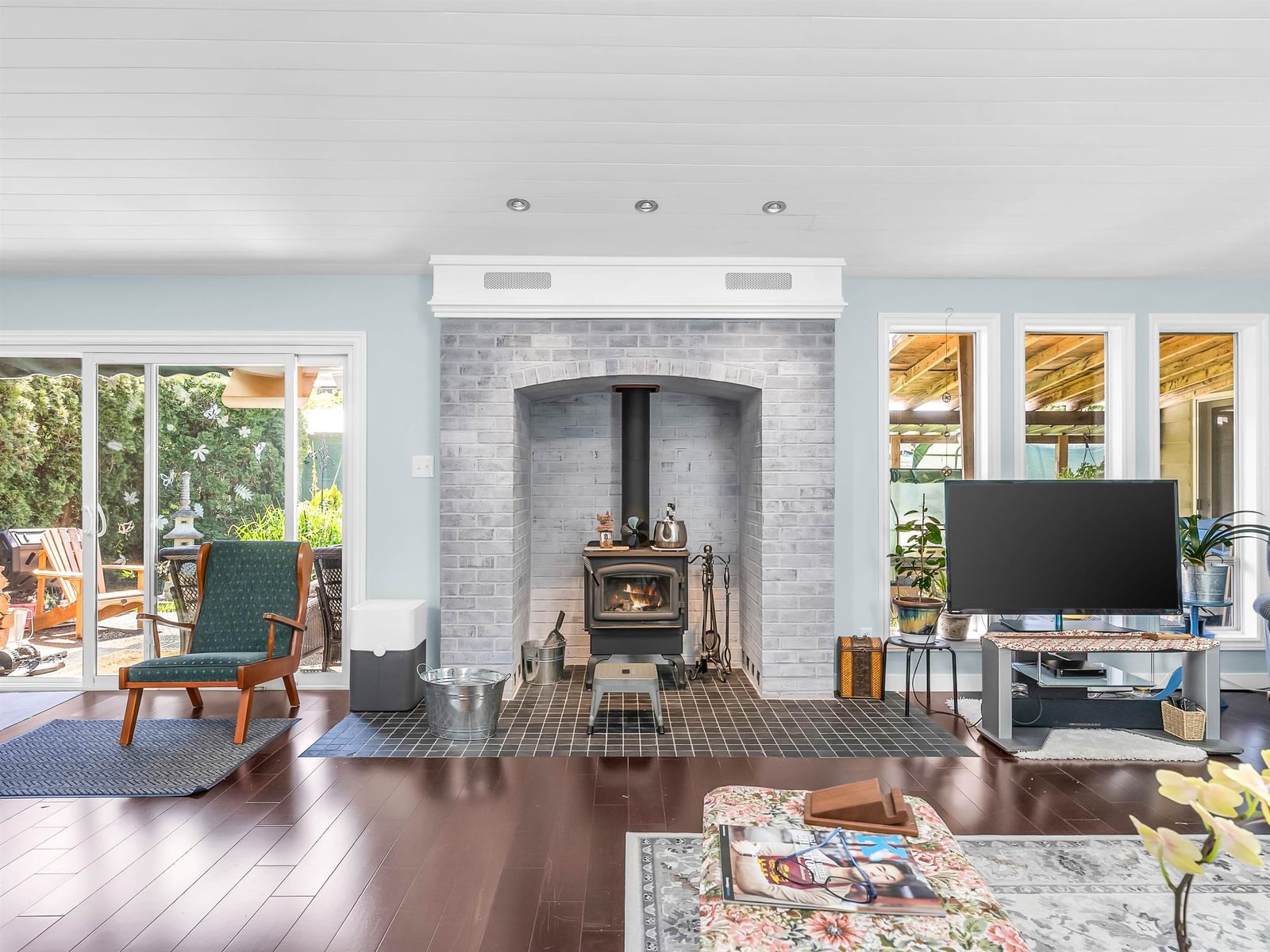 Listing Image 13