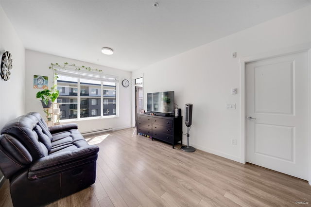 418 - 15825 85 Avenue