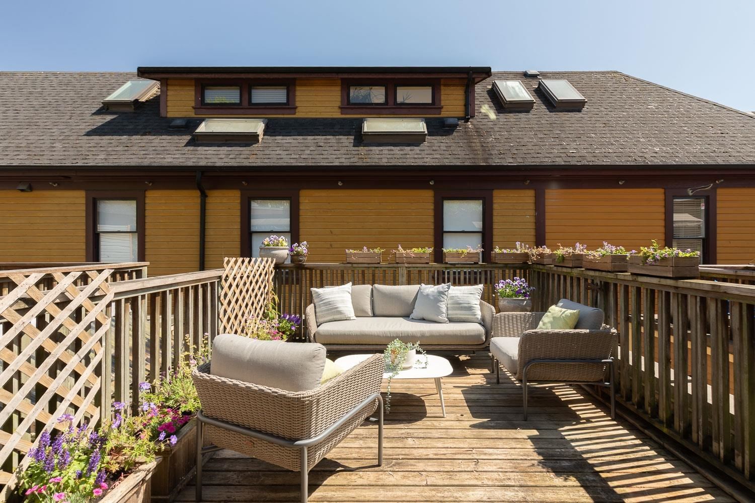 Listing Image 14
