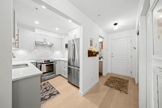 202 - 3333 4th Avenue