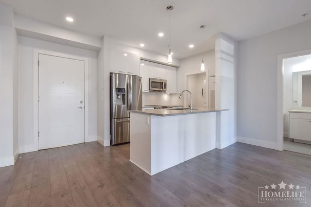 105 - 5485 Brydon Crescent