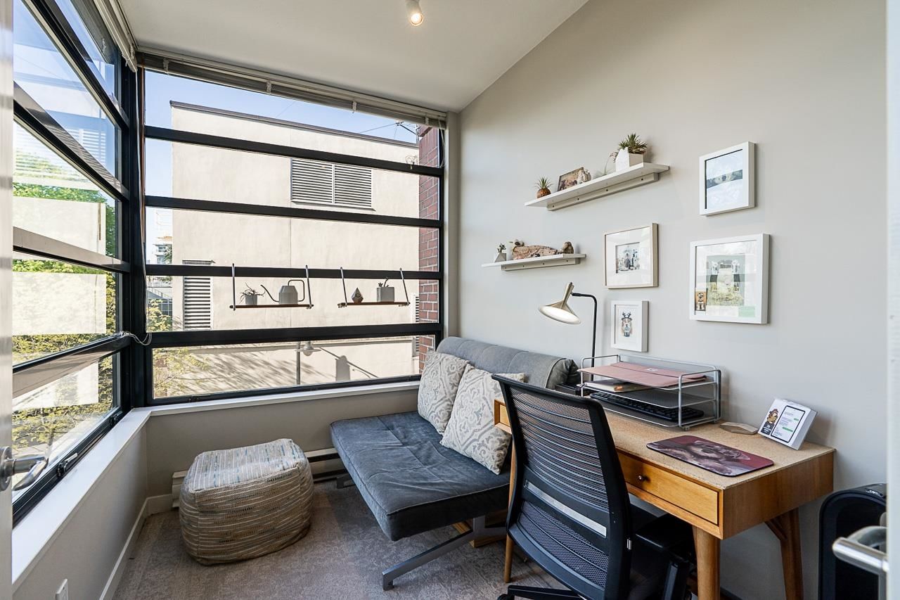 Listing Image 9