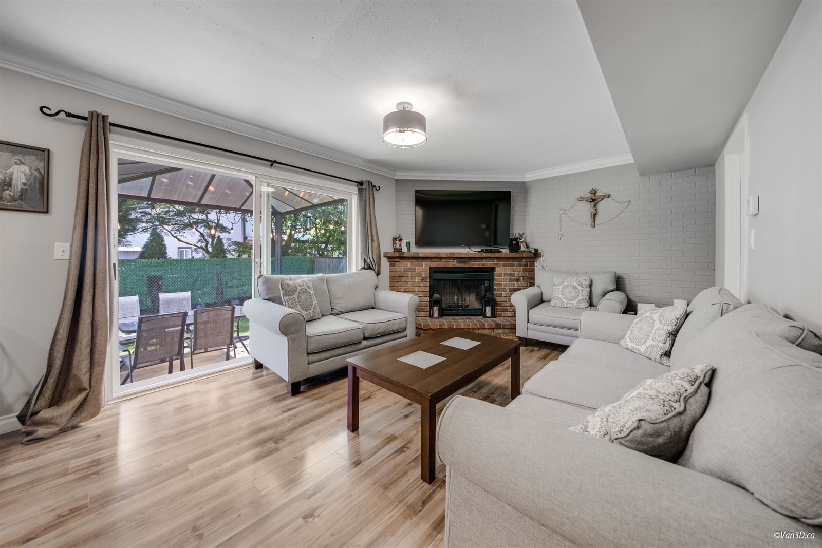 Listing Image 13