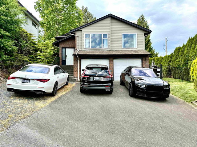 47600 Mountain Park Drive