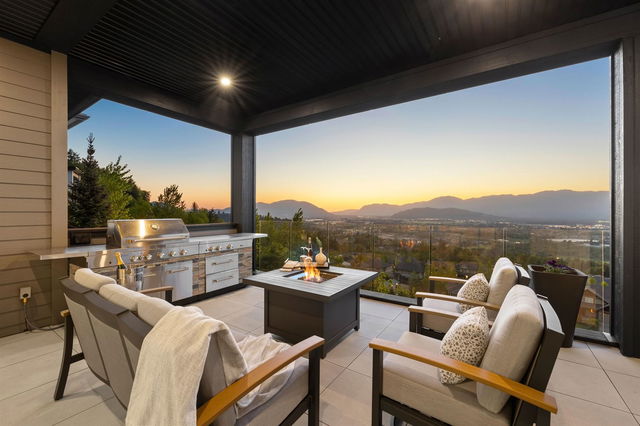 5487 Maclachlan Place