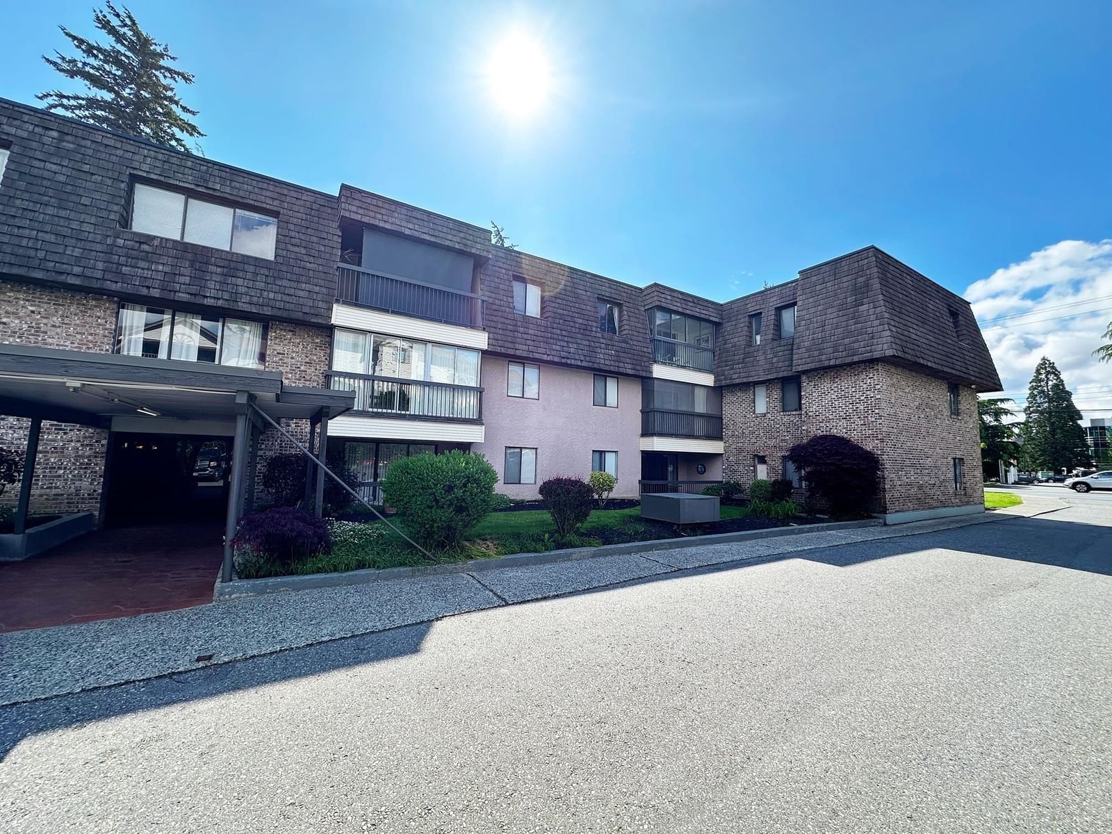 Listing Image 20