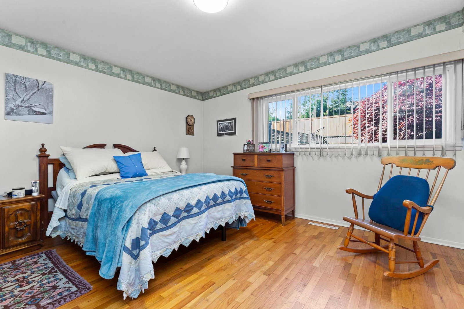 Listing Image 21