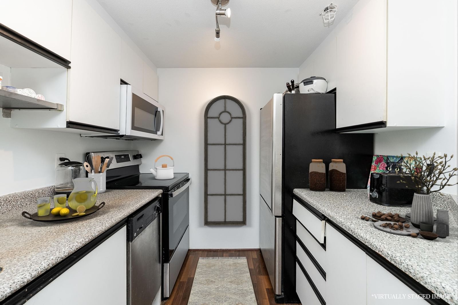 Listing Image 16