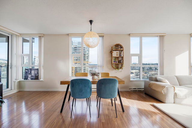 1401 - 2232 Douglas Road