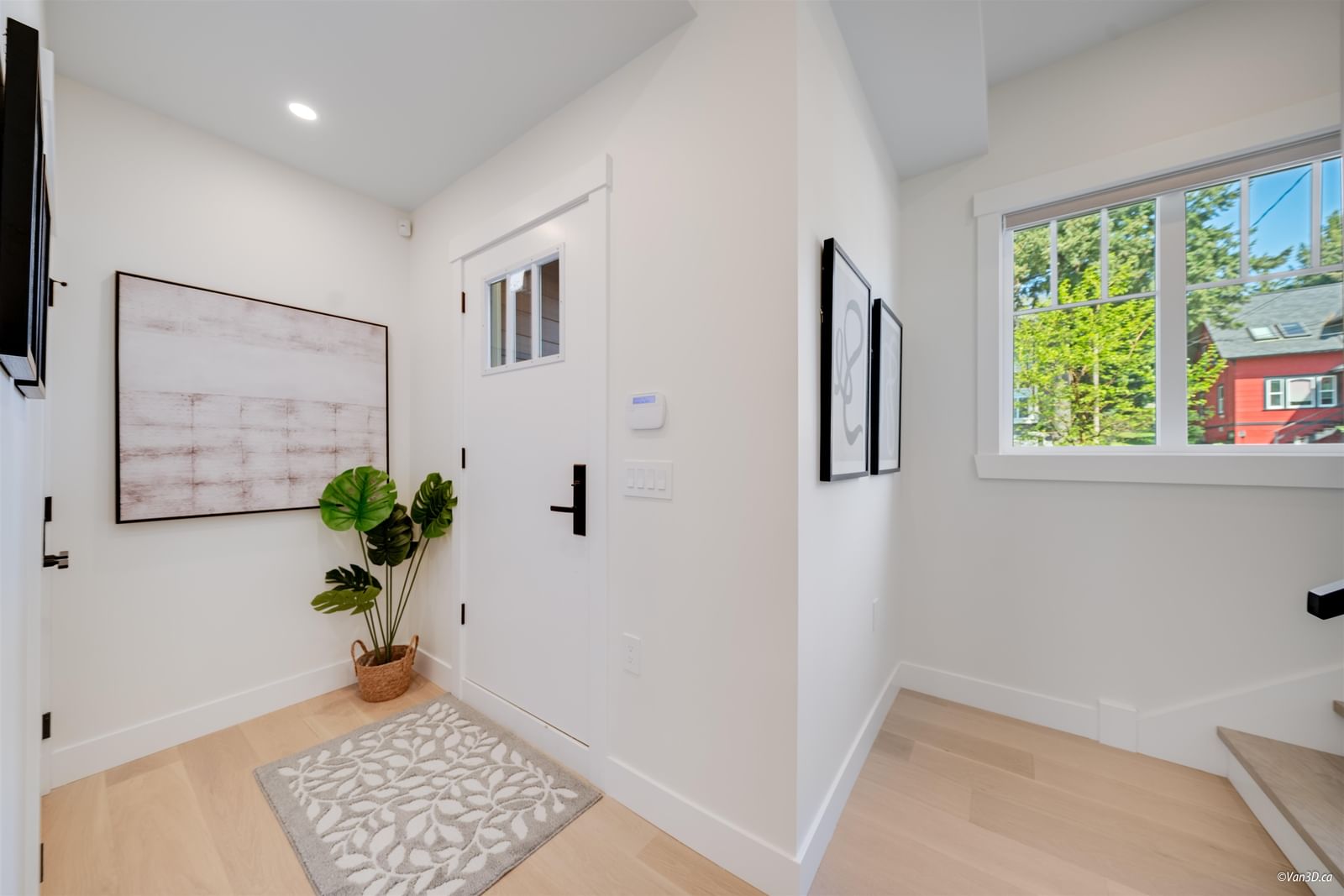 Listing Image 5