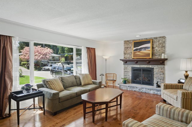 3670 Rutherford Crescent