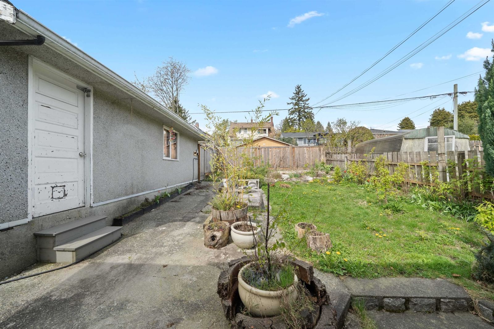 Listing Image 19
