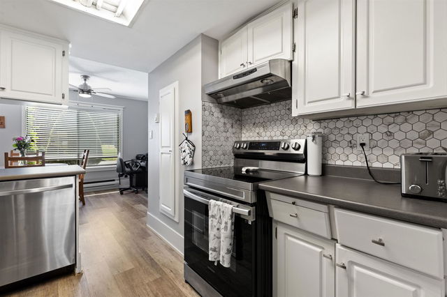 37 - 2998 Mouat Drive