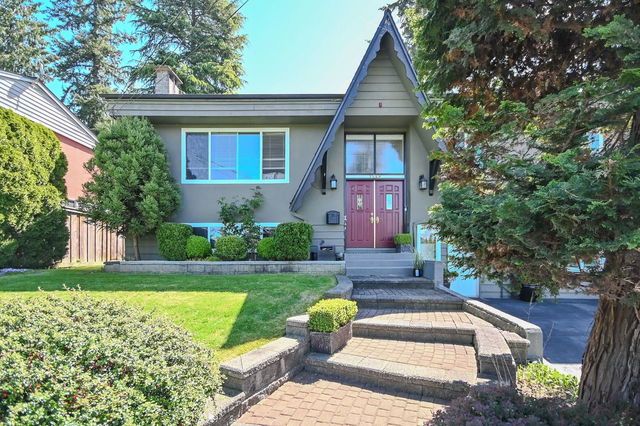 1548 Elinor Crescent