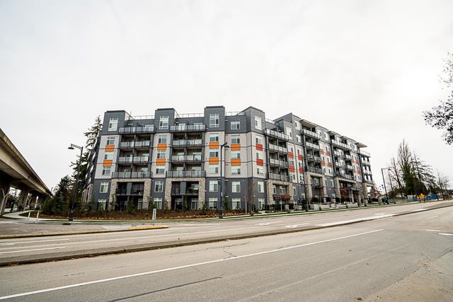 408 - 11077 Ravine Road