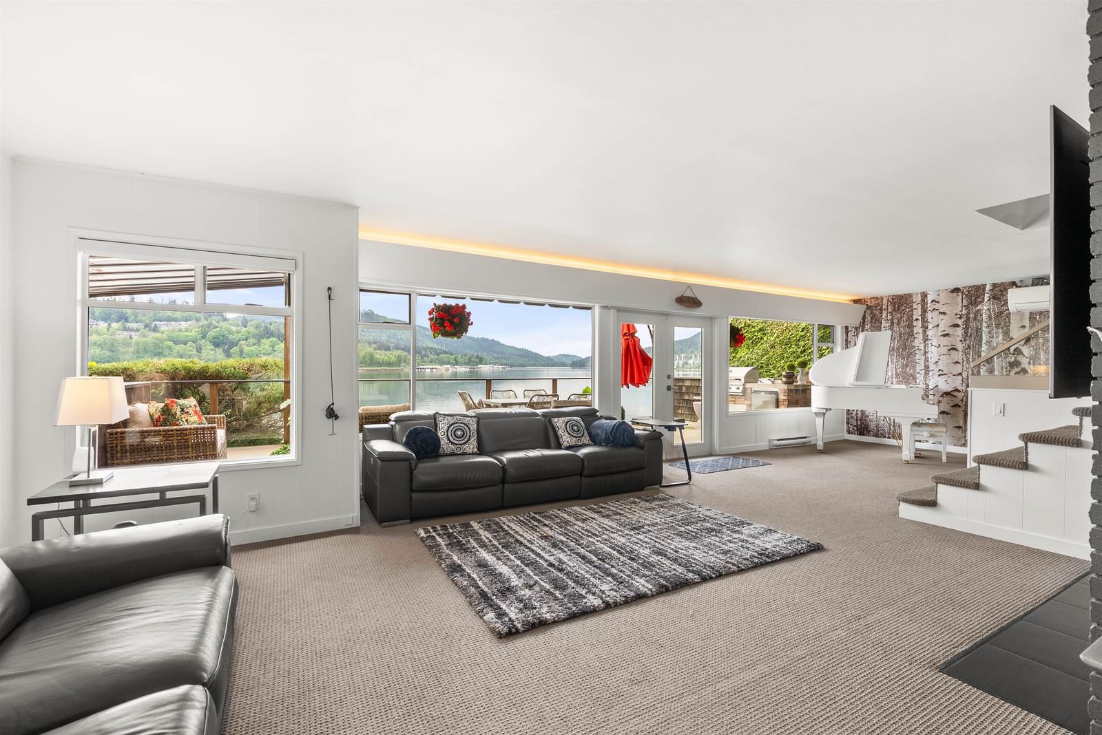 Image of home for listing MLS® R2999024