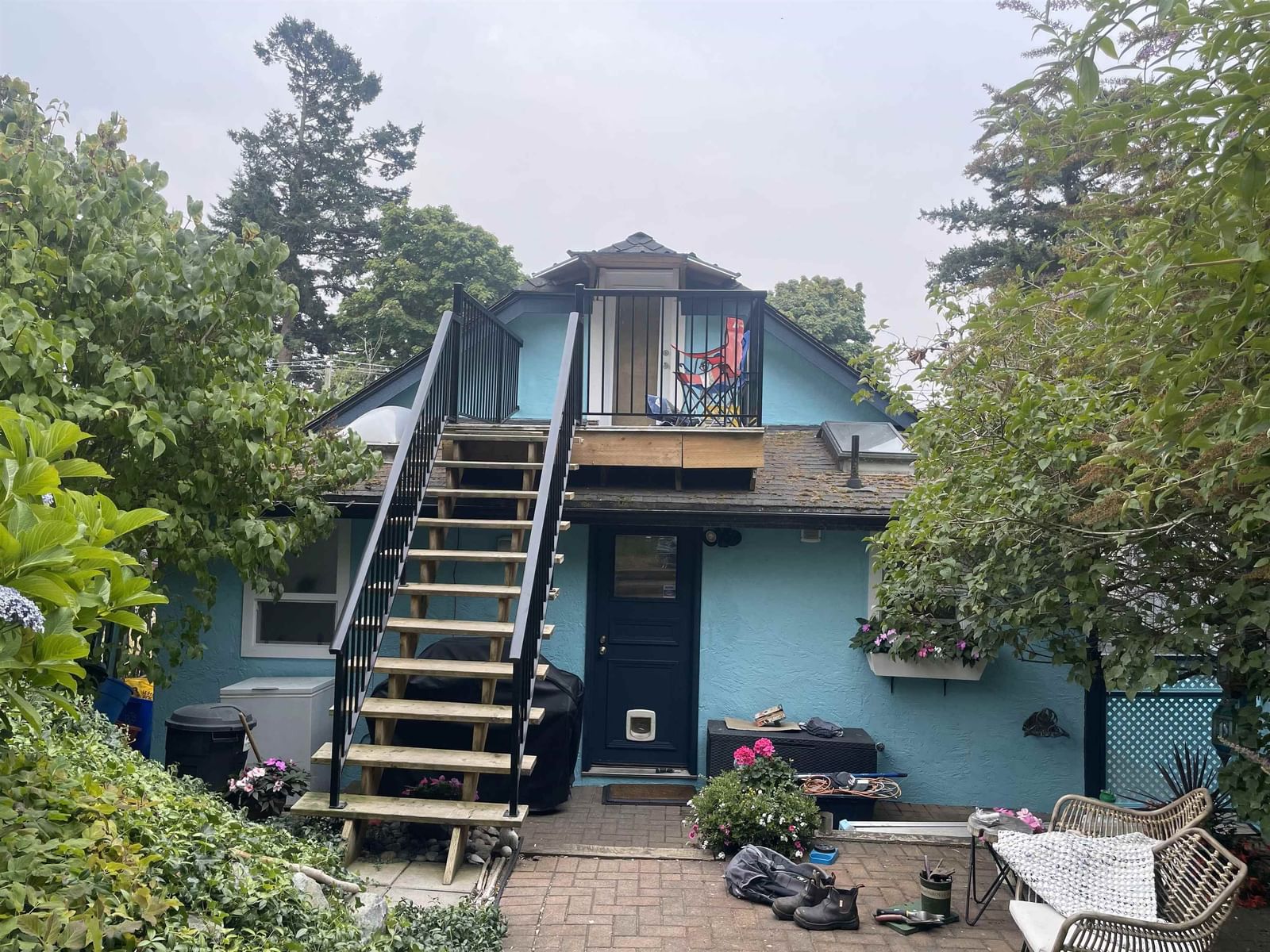 Listing Image 5