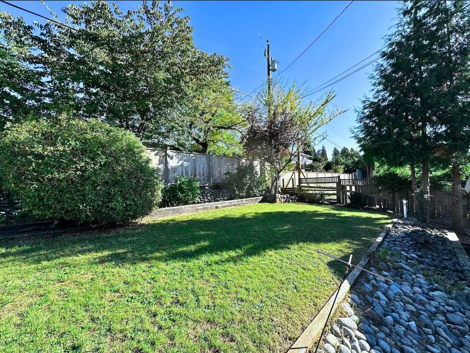 Listing Image 27