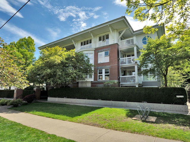 406 - 1858 5th Avenue